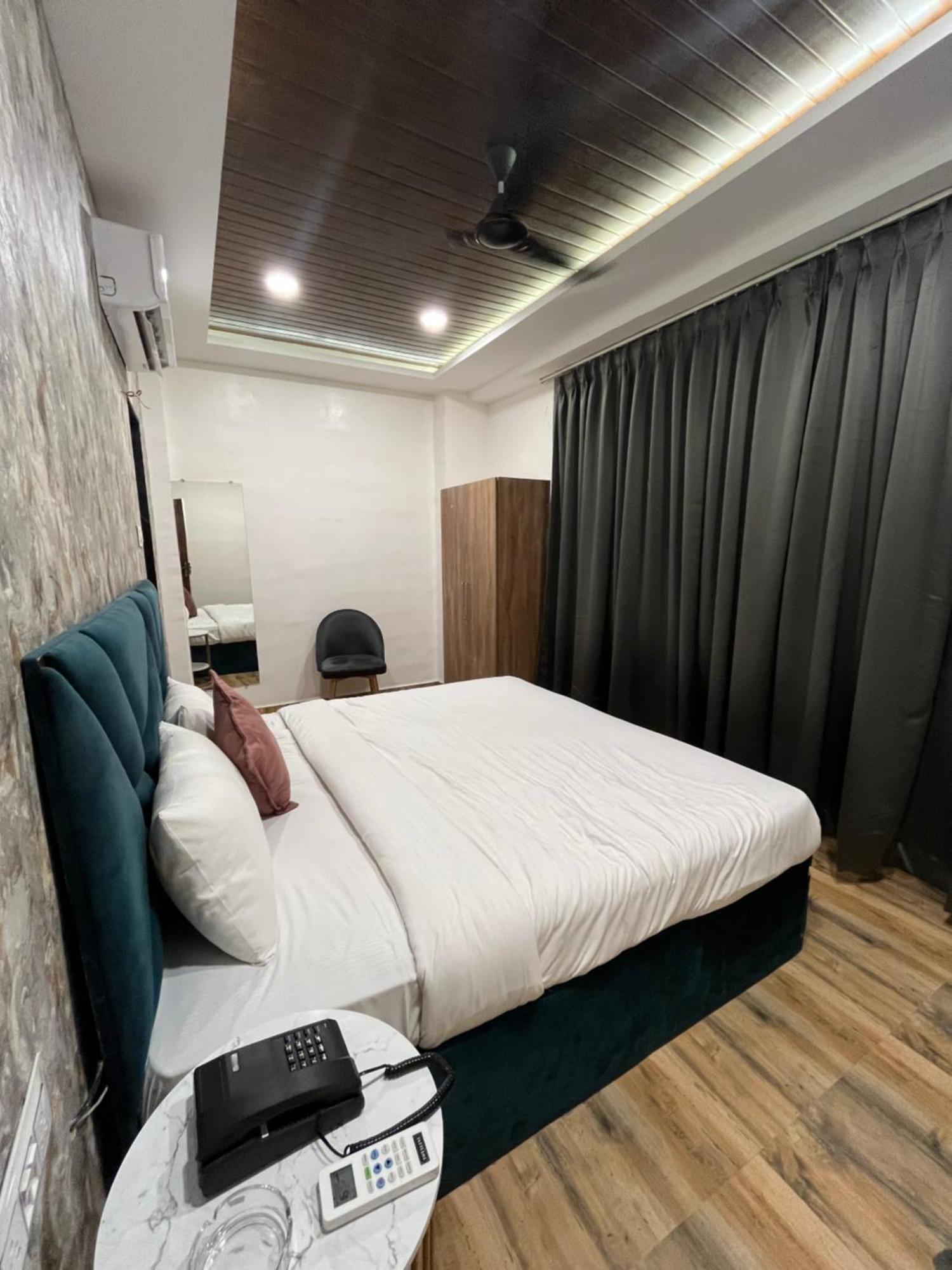 Hotel Vedicvista Indore Zewnętrze zdjęcie